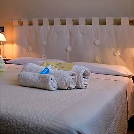 Marzia Nocleg ze śniadaniem 4*